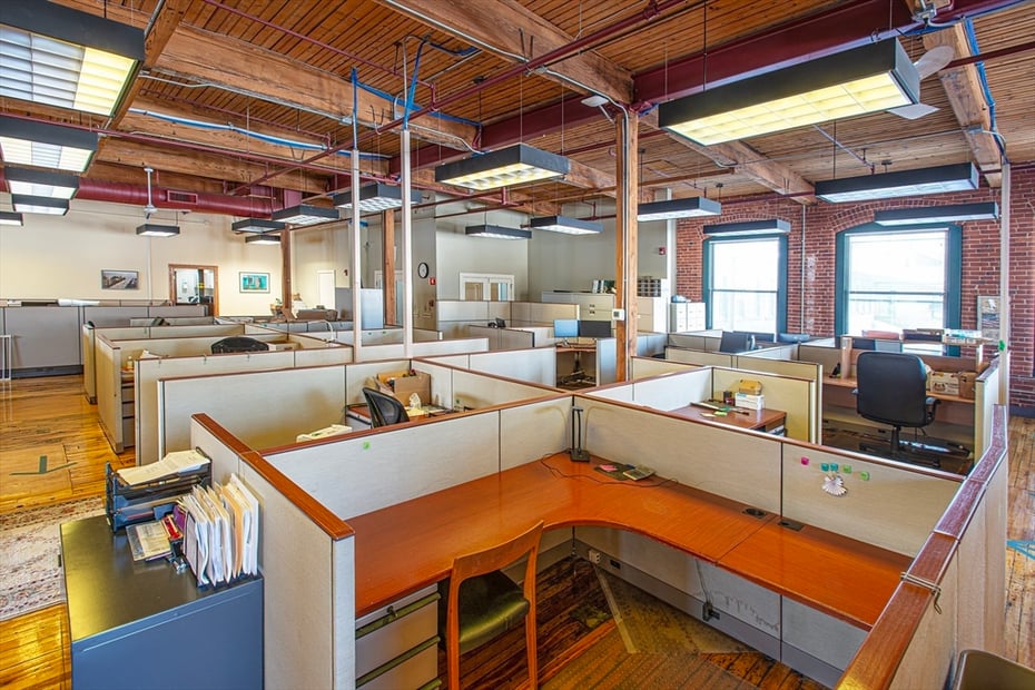 320 Riverside Dr  #1 Photo 5