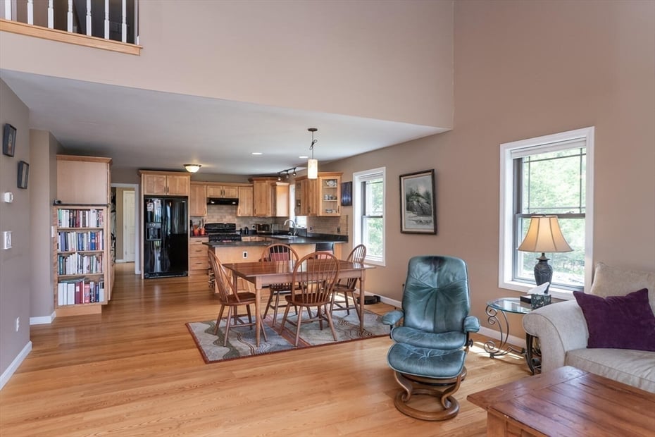 69 Cole St Photo 18