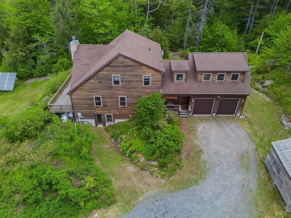 69 Cole St Photo 3