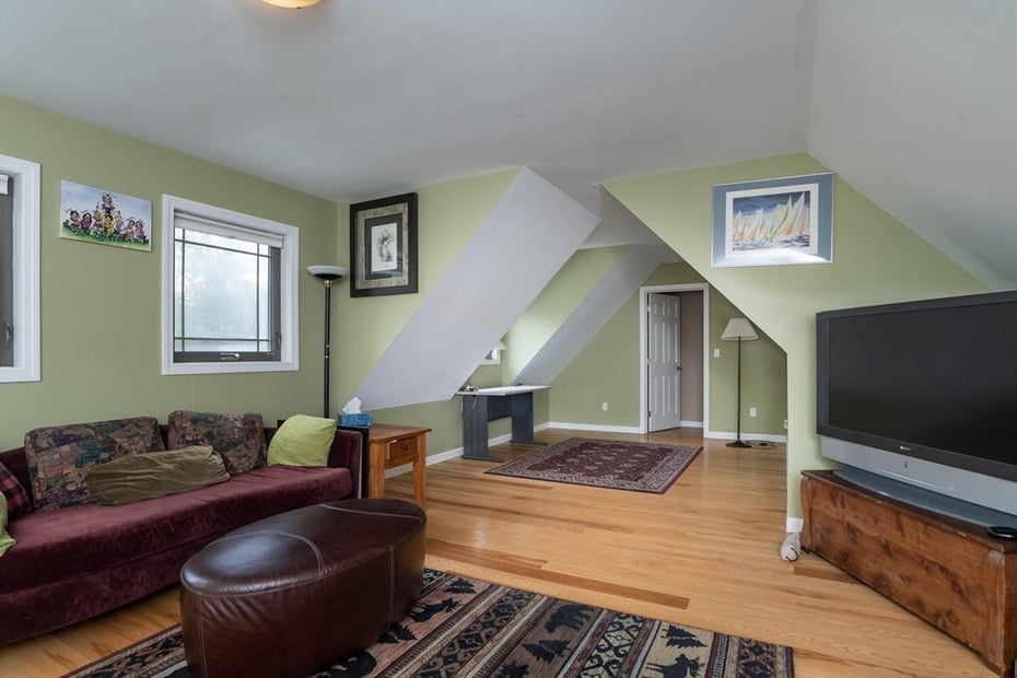 69 Cole St Photo 36