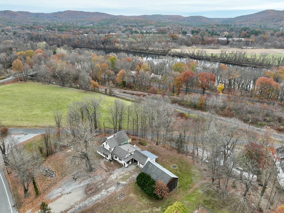 719 Mount Hermon Station Photo 4