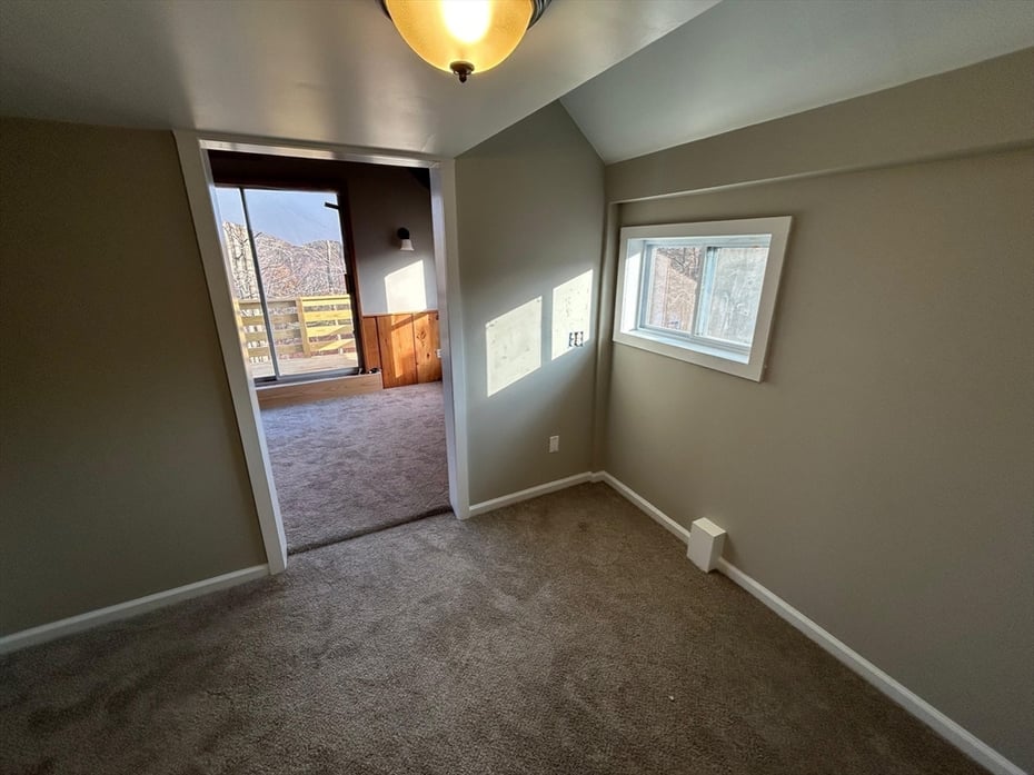 719 Mount Hermon Station Photo 27