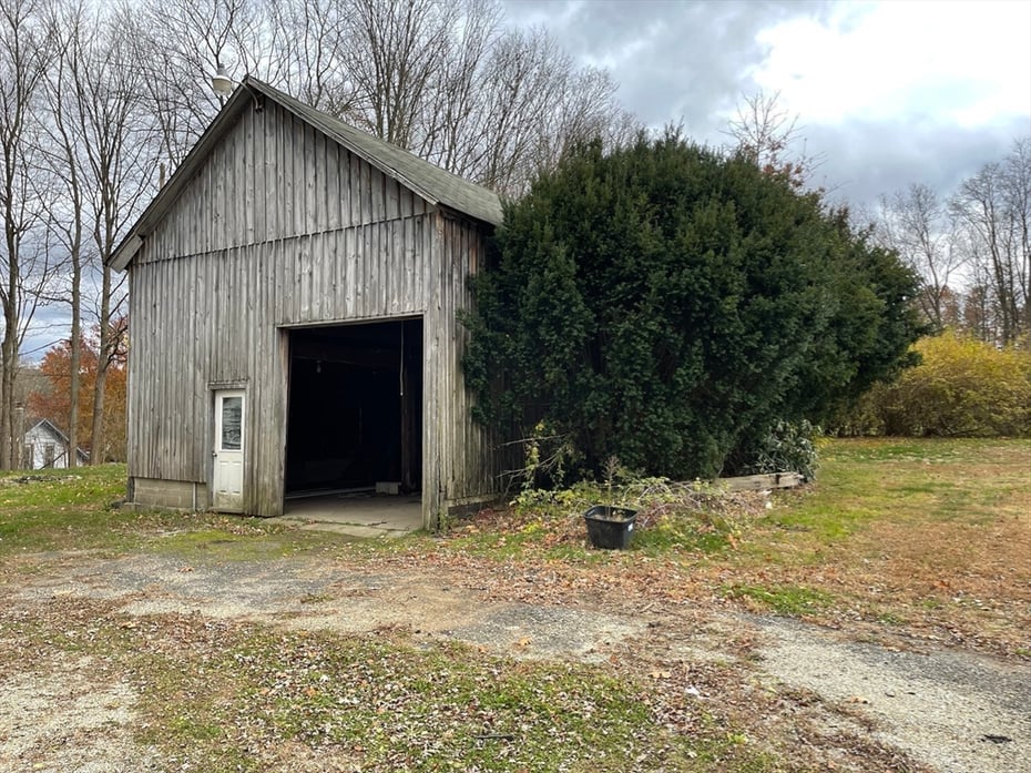 719 Mount Hermon Station Photo 39