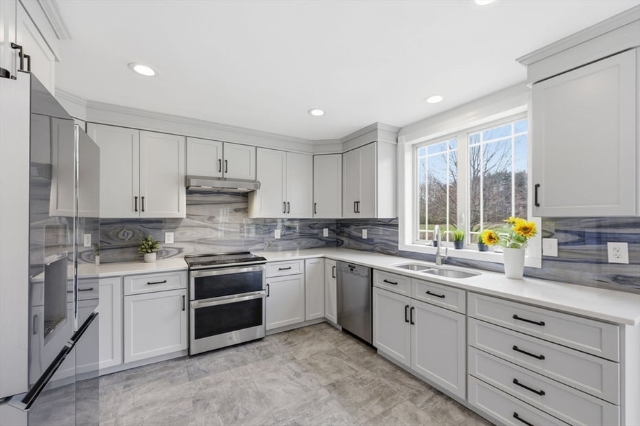 13 Shattuck Rd Photo 16