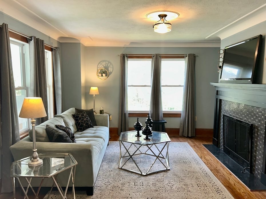 44 Thayer St Photo 15