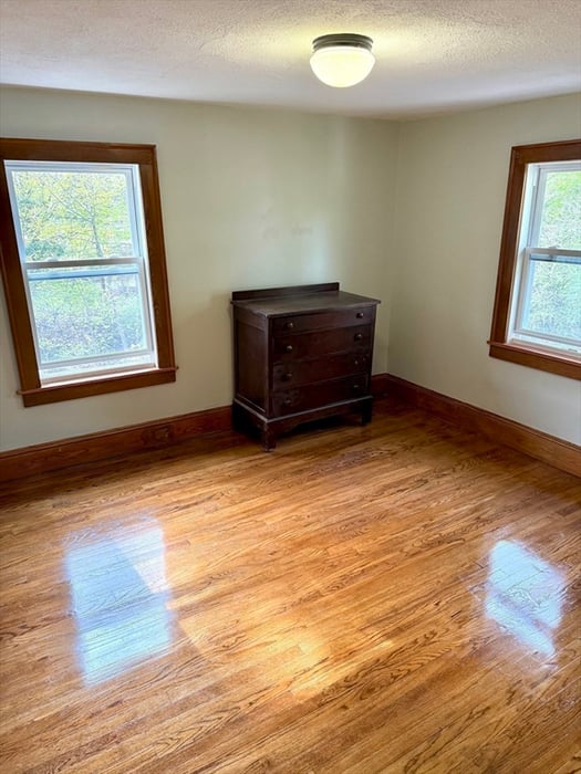 44 Thayer St Photo 18