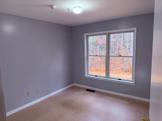 74 N Hatfield Rd Photo 18
