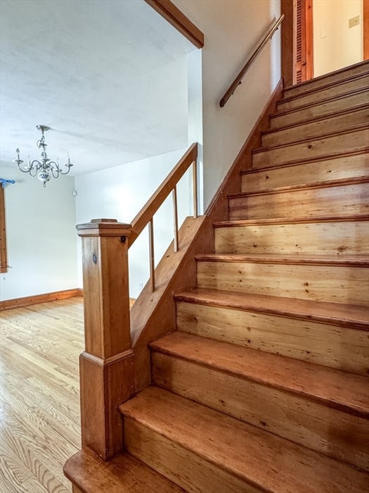 18 Stage Road Photo 13