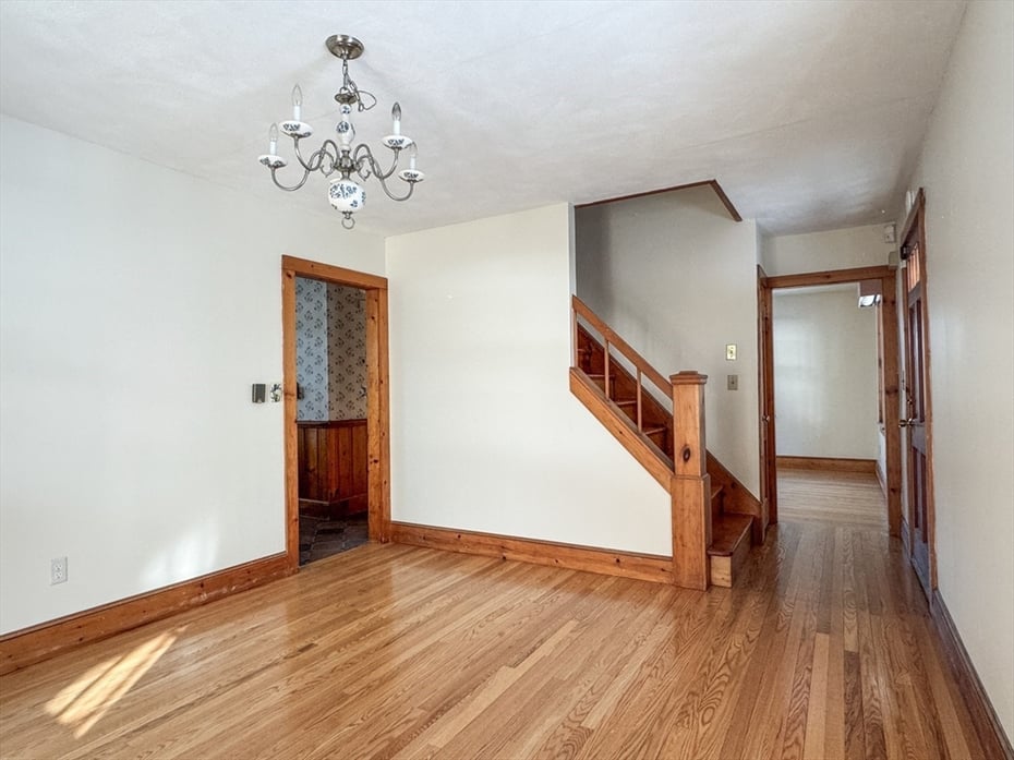 18 Stage Road Photo 12