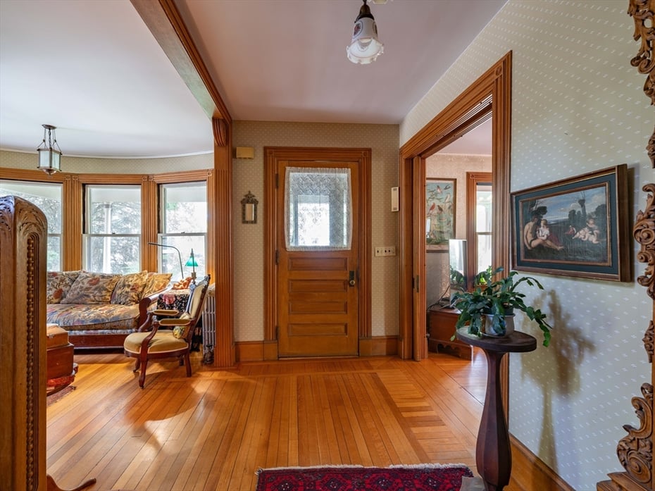 51 Harrison Ave Photo 7
