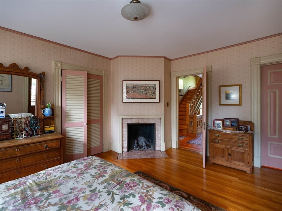 51 Harrison Ave Photo 22