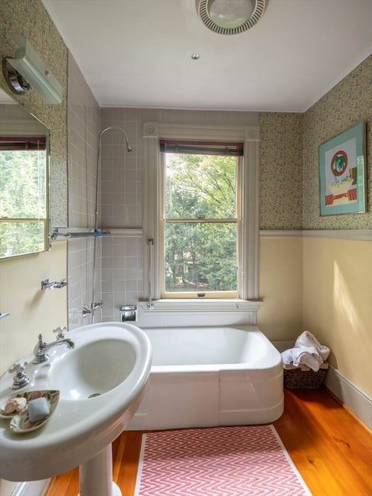 51 Harrison Ave Photo 21