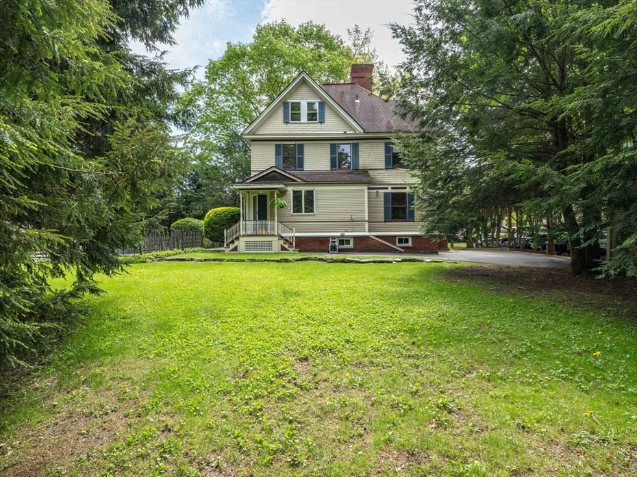 51 Harrison Ave Photo 3