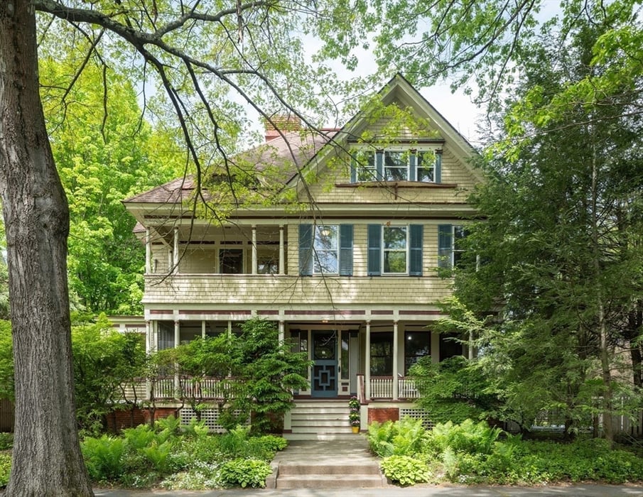 51 Harrison Ave Photo 1