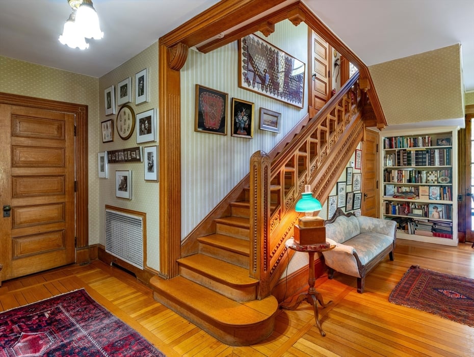 51 Harrison Ave Photo 8