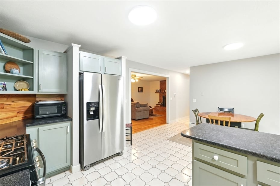 109 East St. Photo 13