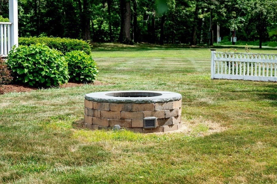 103 Long Plain Rd Photo 8