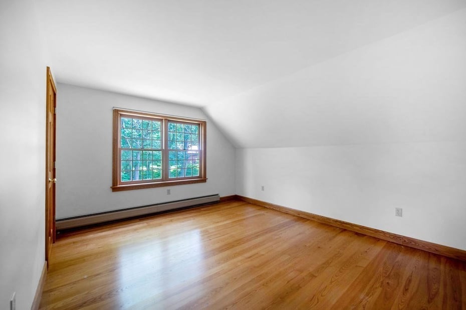 103 Long Plain Rd Photo 18