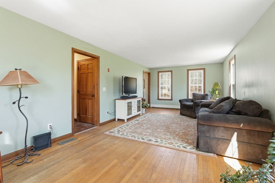 21 Meadow Wood Dr Photo 16