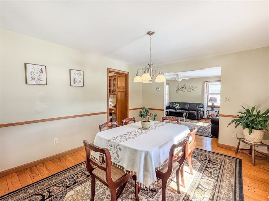 714 Colrain Rd Photo 8