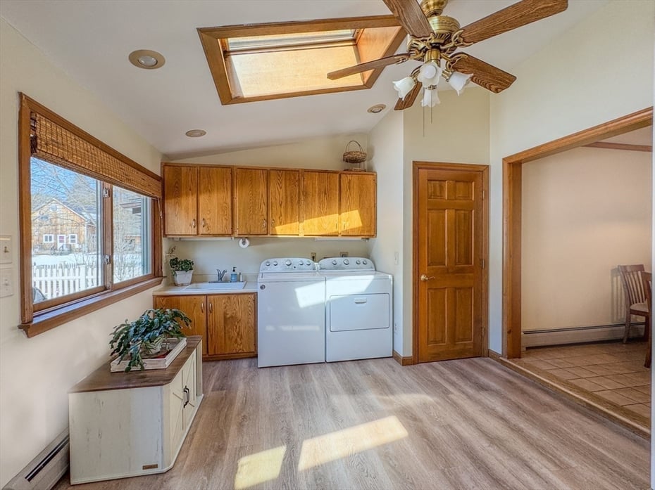 714 Colrain Rd Photo 16