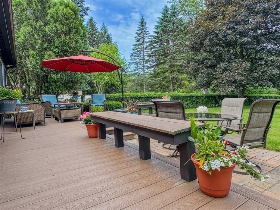 714 Colrain Rd Photo 35