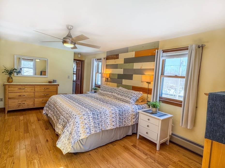 714 Colrain Rd Photo 21