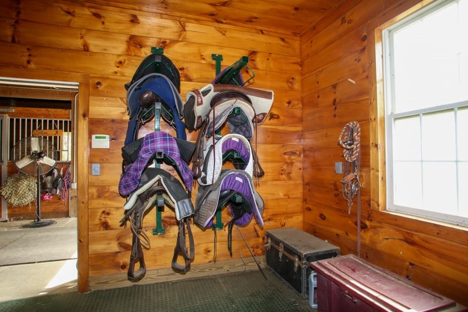 200 Easthampton Rd Photo 36