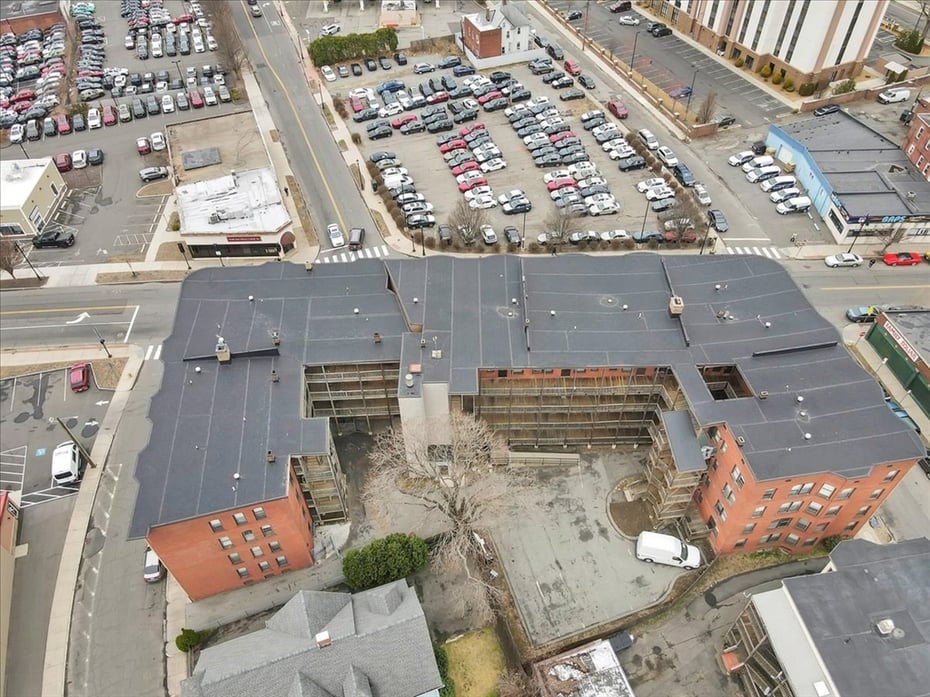 64 Myrtle Street Photo 23