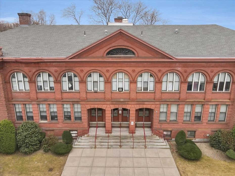 64 Myrtle Street Photo 36