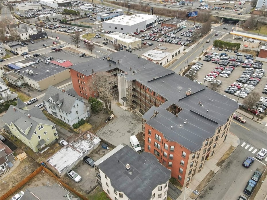 64 Myrtle Street Photo 22