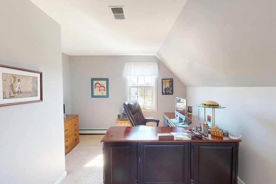 101 Plain Rd W Photo 24