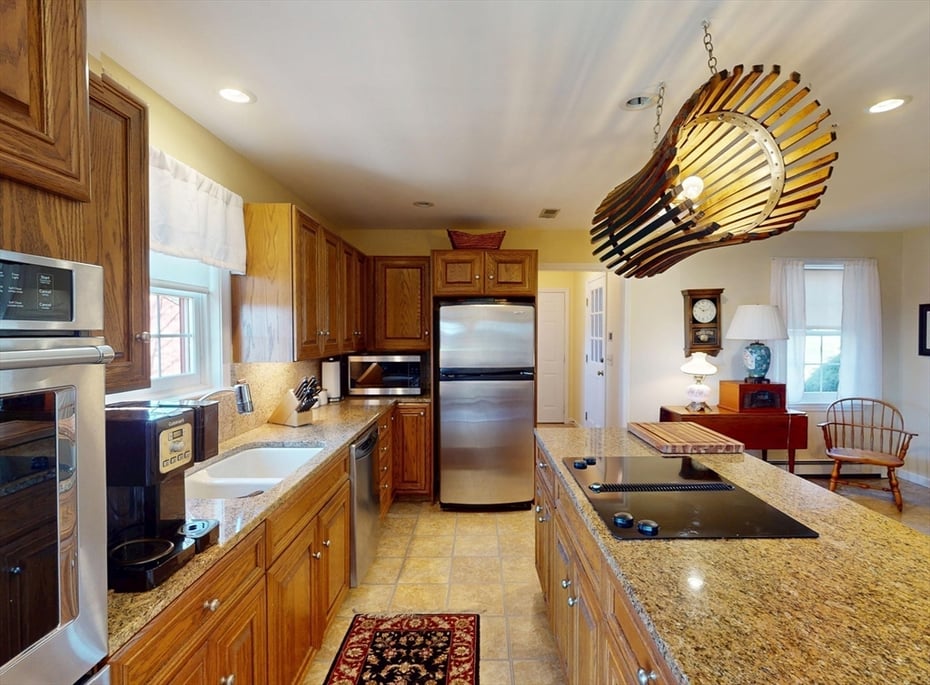 101 Plain Rd W Photo 8