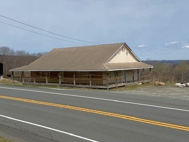 335 Mohawk Trail Photo 1