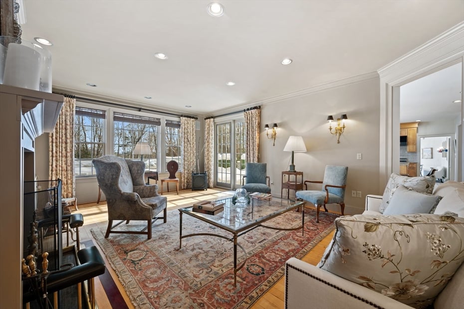 6 Eveningstar Drive Photo 8