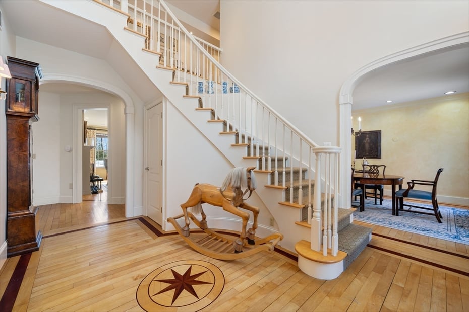 6 Eveningstar Drive Photo 2