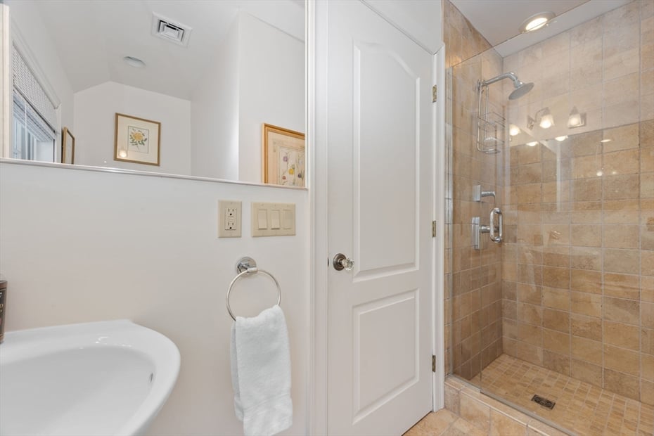 6 Eveningstar Drive Photo 24