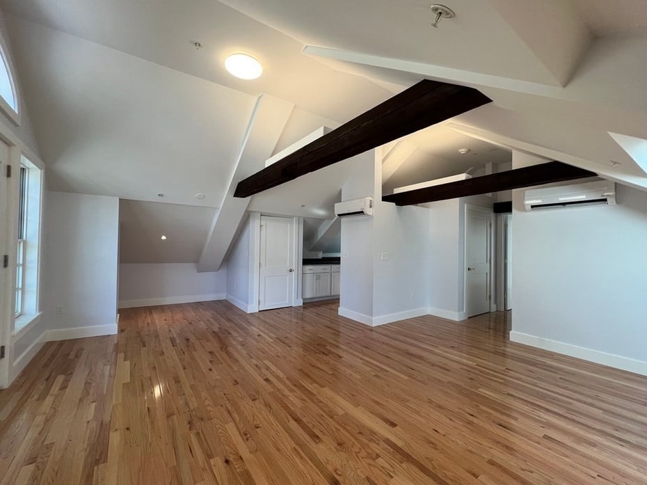 10 Deerfield Ave  #2 Photo 2