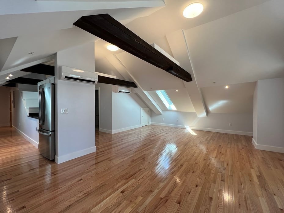 10 Deerfield Ave  #2 Photo 4