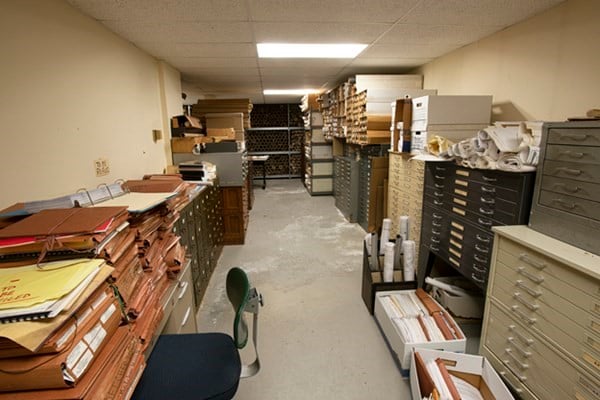 32 Industrial Dr E Photo 22