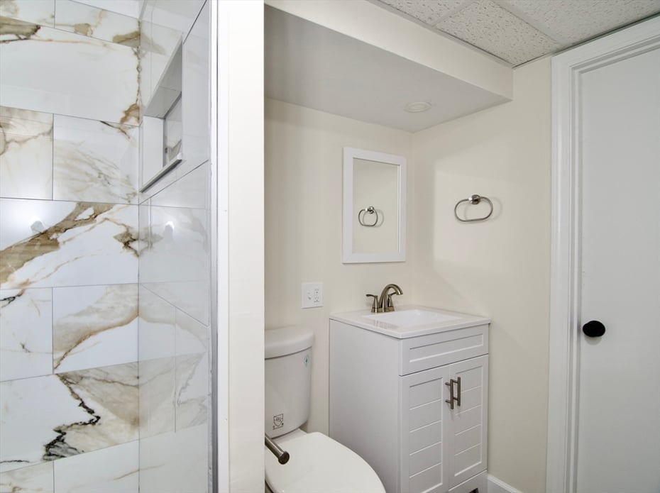 12 Dwight Street Photo 35