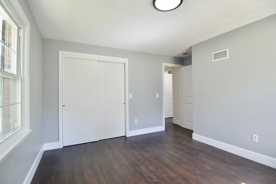 12 Dwight Street Photo 28