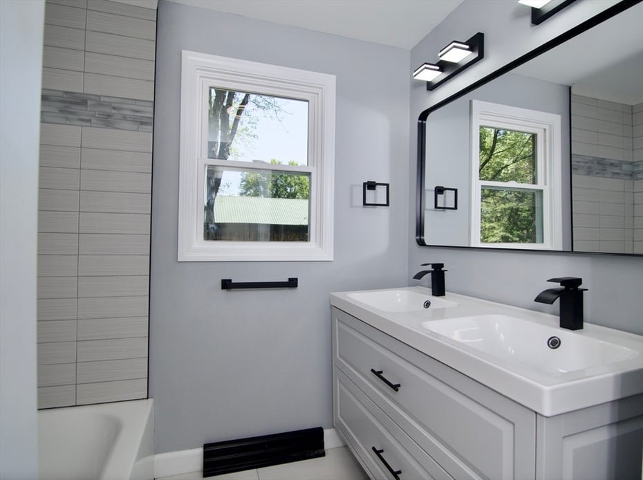 12 Dwight Street Photo 24