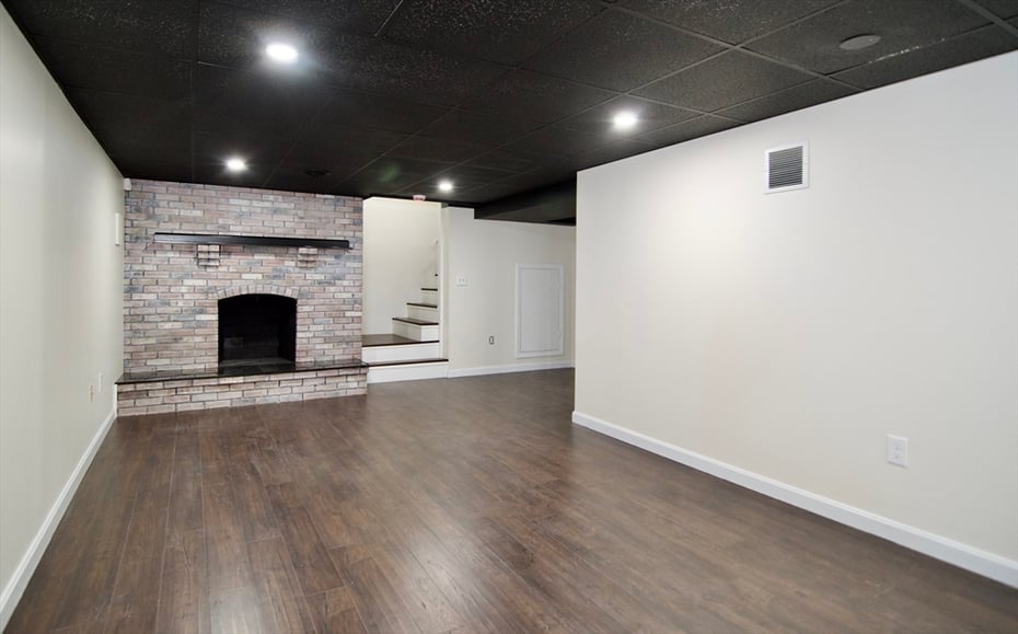 12 Dwight Street Photo 32