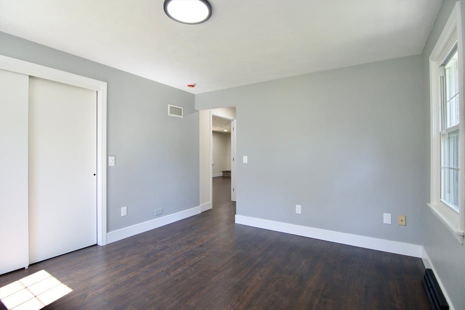 12 Dwight Street Photo 21