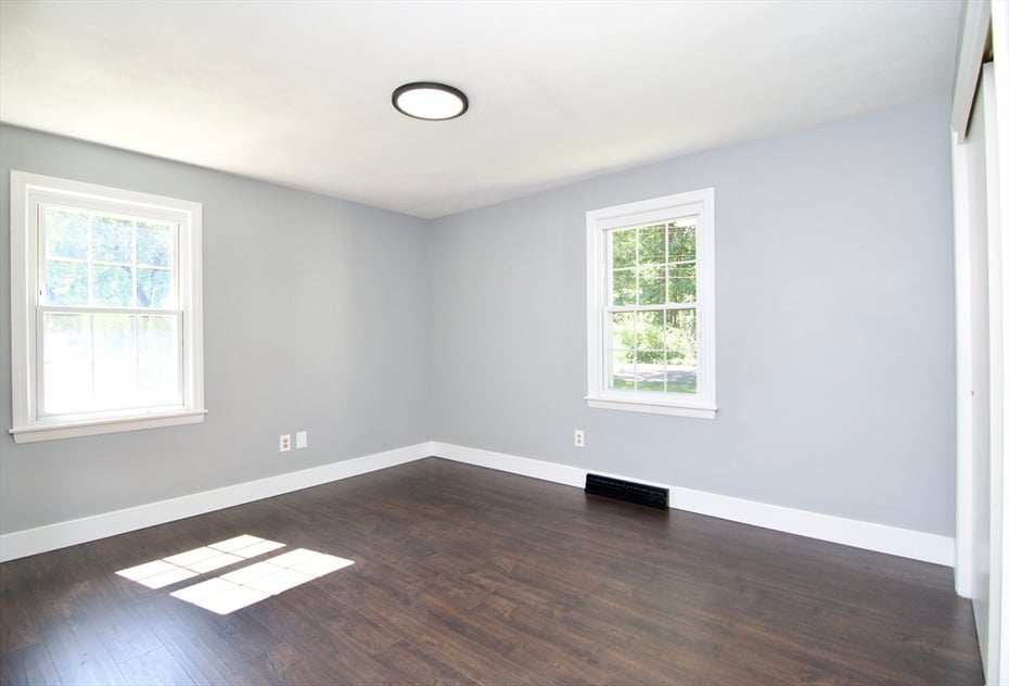 12 Dwight Street Photo 26