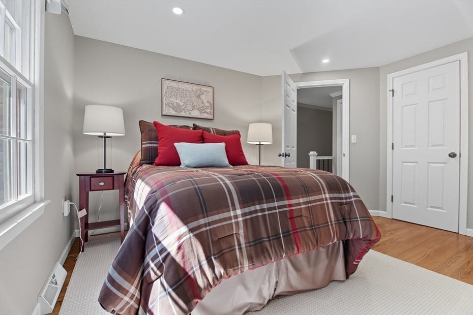 441 Inverness Lane Photo 24