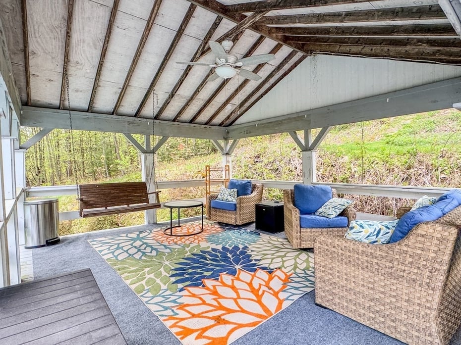 609 Gulf Road Photo 36