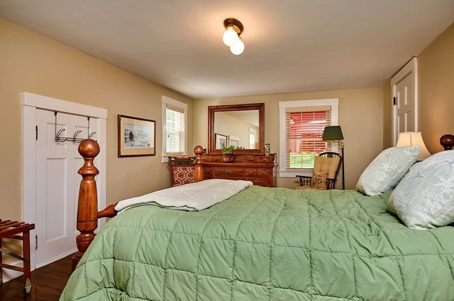 120 Hockanum Rd Photo 26