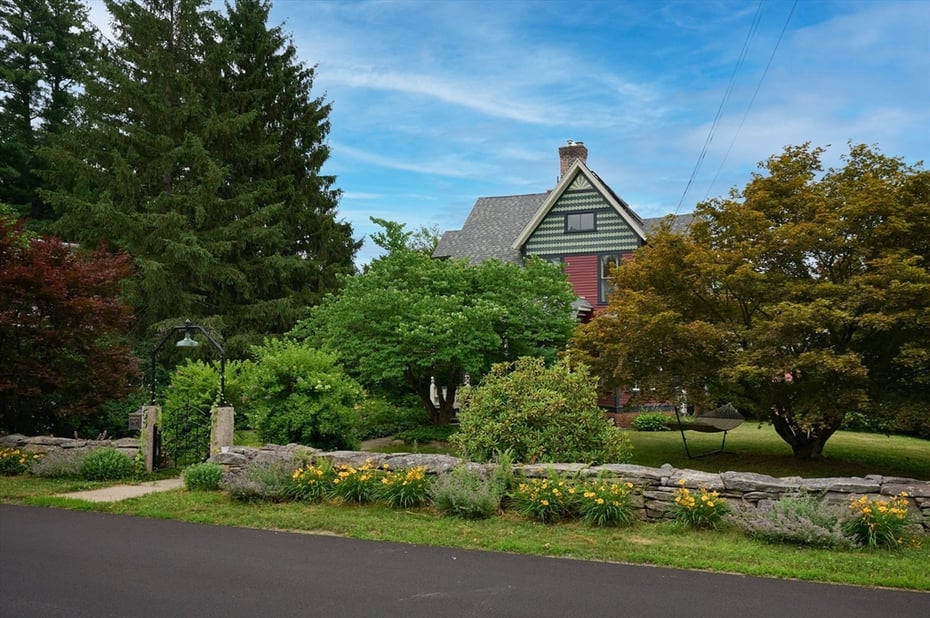 65 Highland Ave. Photo 2